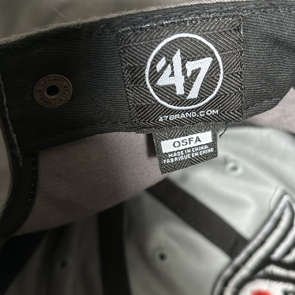 NHL Flyers Hat - Picture 4 of 5